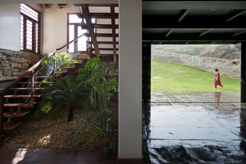 Aangan: The courtyard house by Sustainable Architecture For Earth