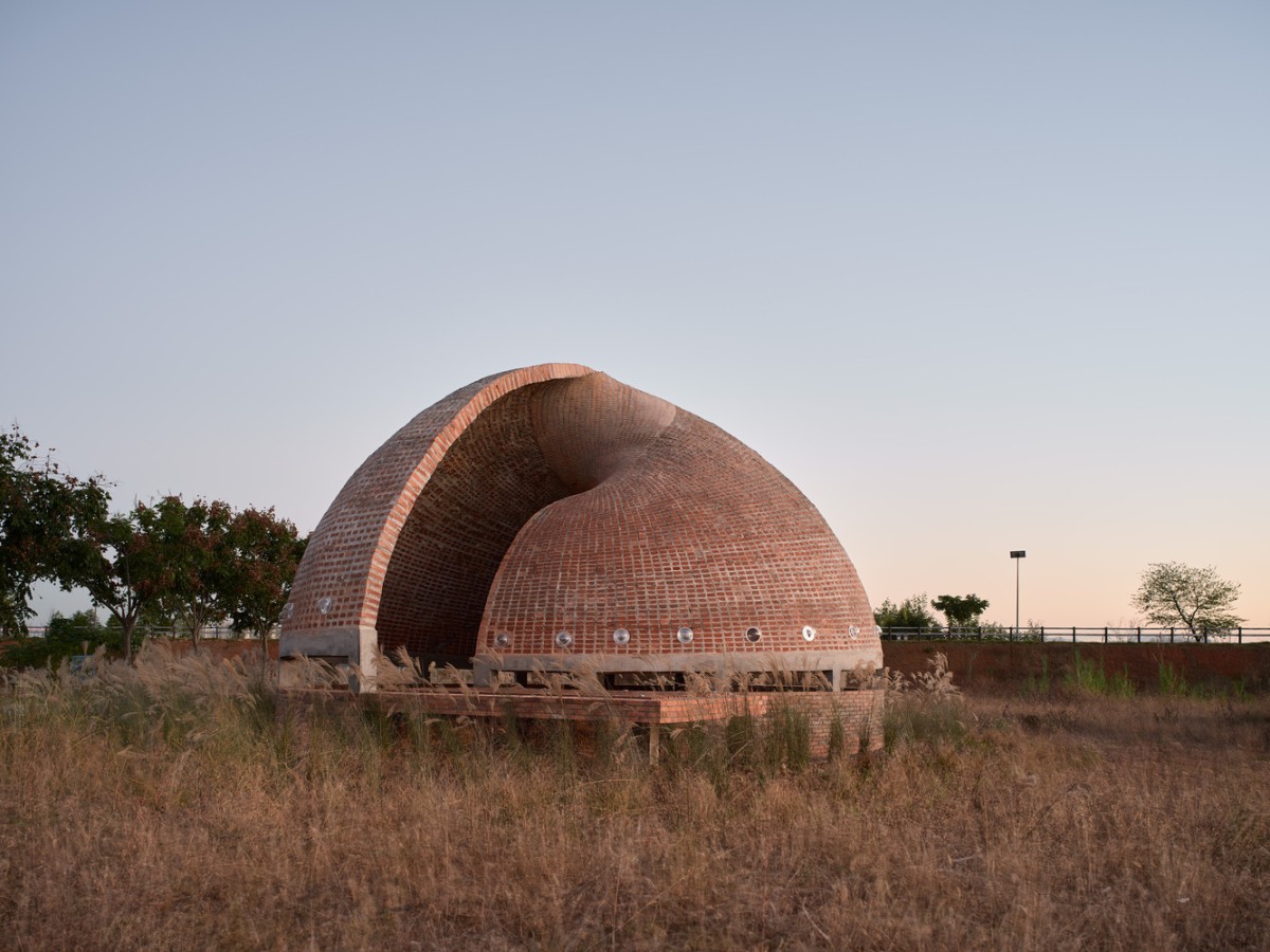Twisted Brick Shell Concept Library by HCCH Studio