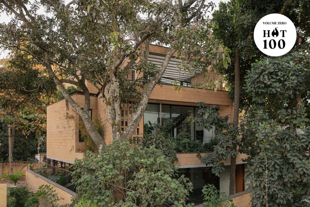 Debris Block House by CollectiveProject