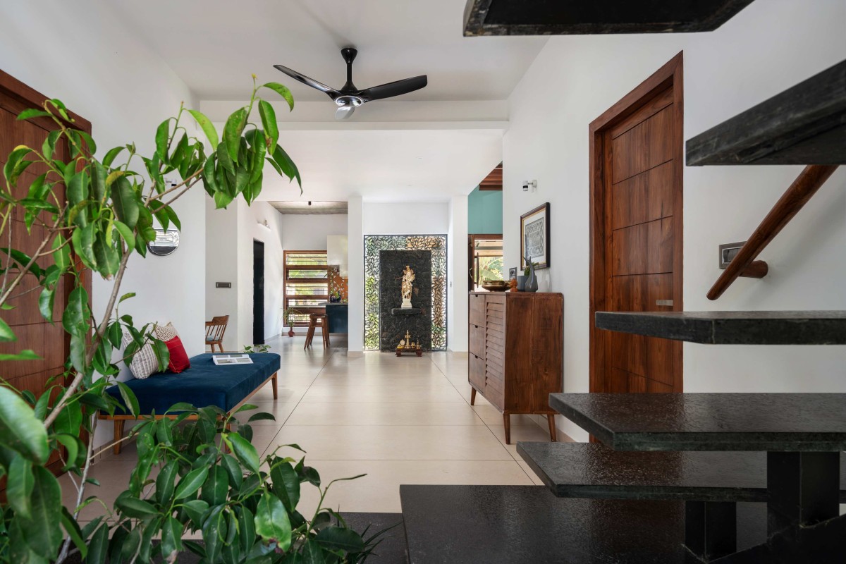 Lobby view from staircase of Inward House by Archstation Architecture