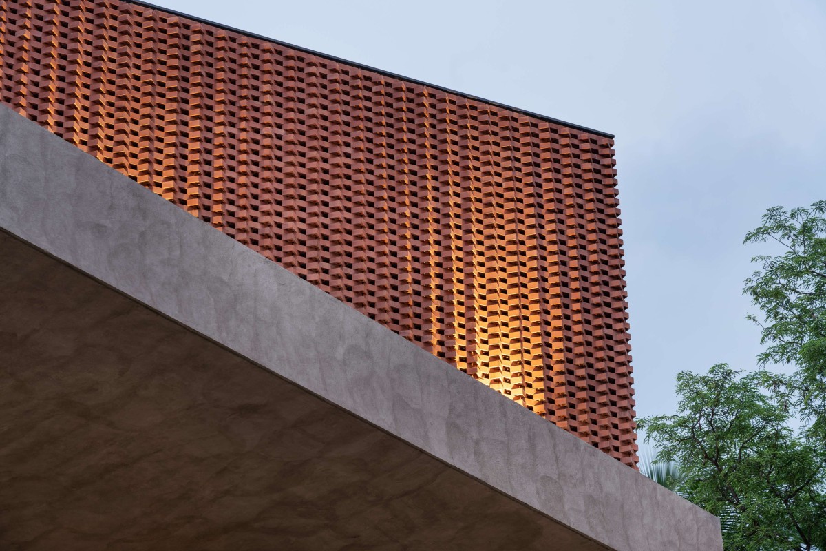 Detailed shot of exterior of The Edge (Convention Centre) by Attiks Architecture