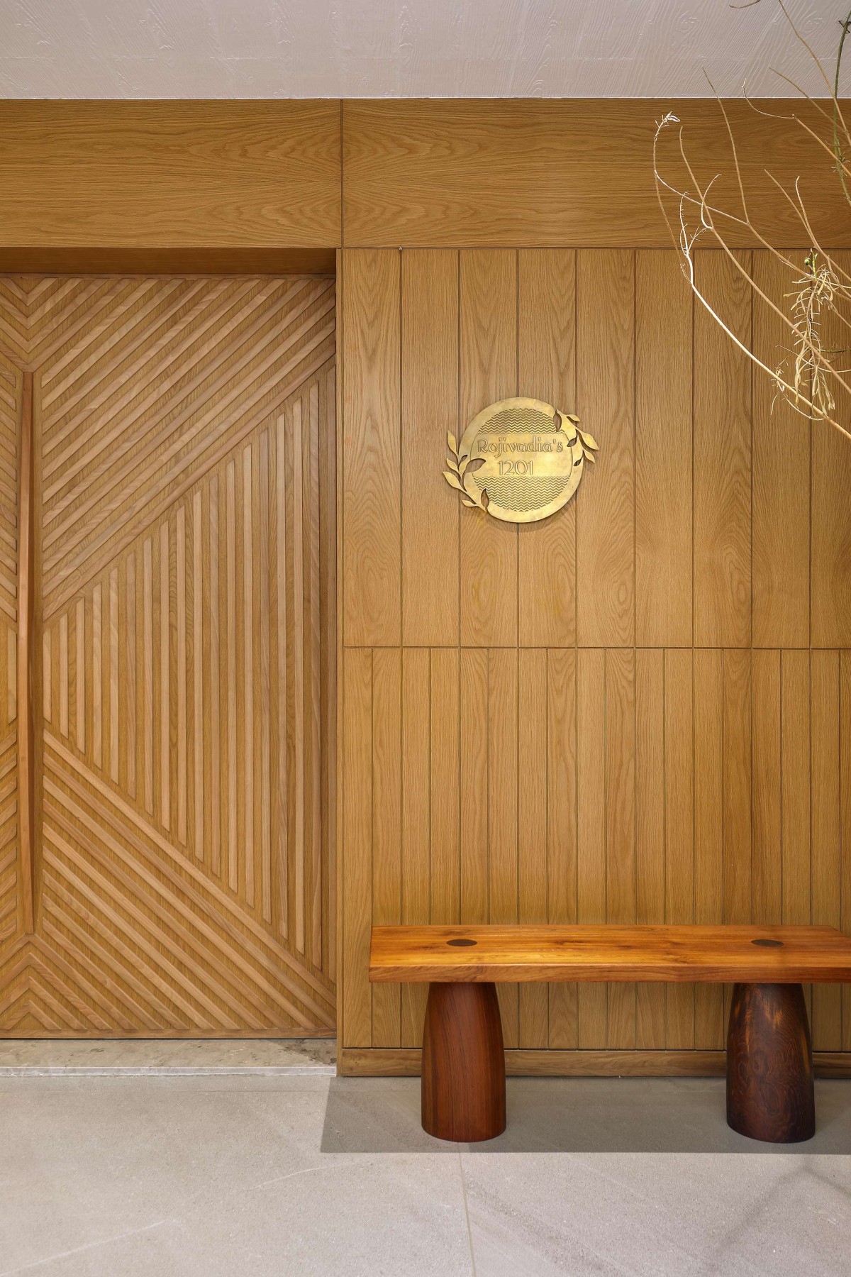 Foyer of Mansukh Rojiwadia’s Penthouse by Dipen Gada & Associates