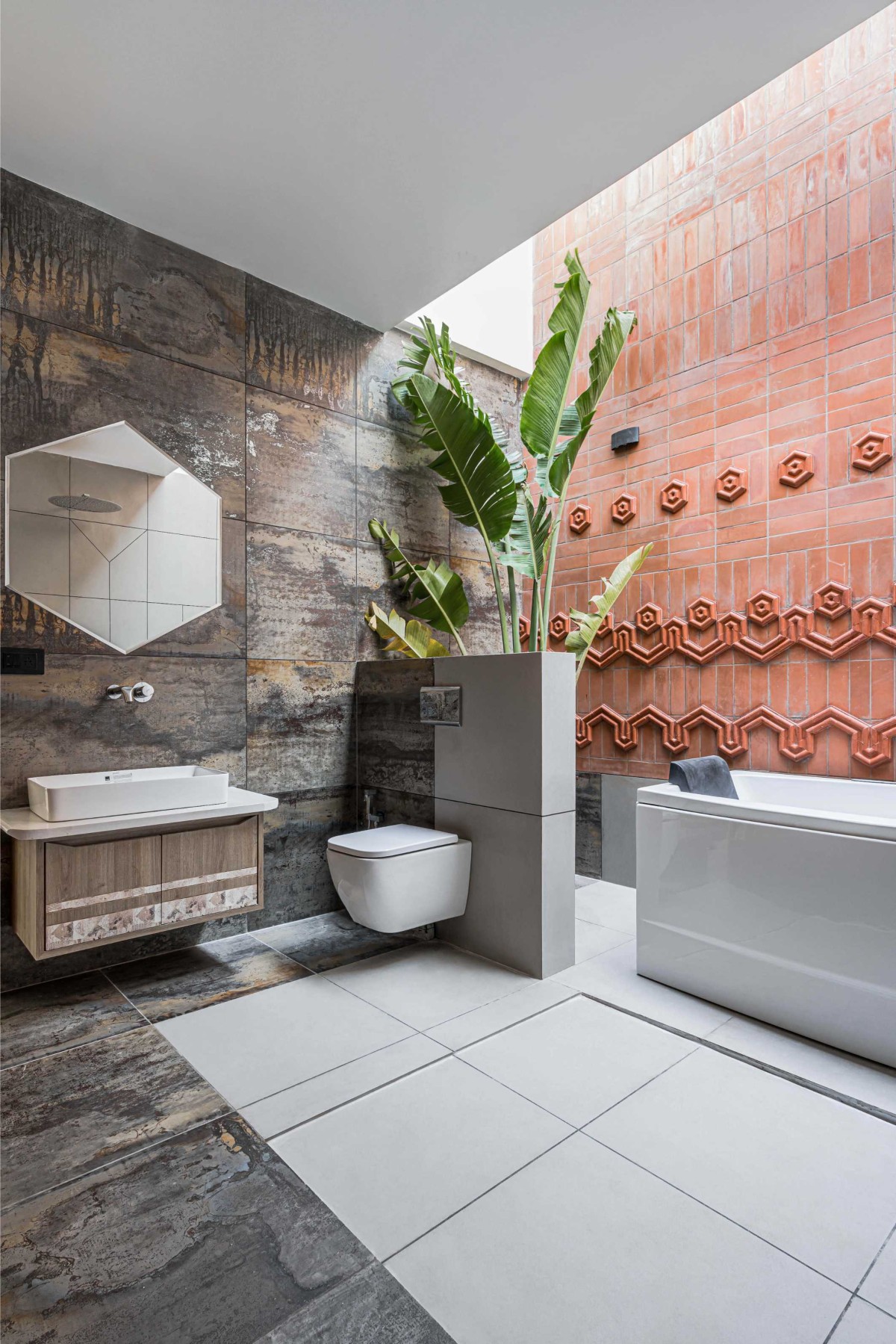 Bathroom of The Courtyard House by Manoj Patel Design Studio