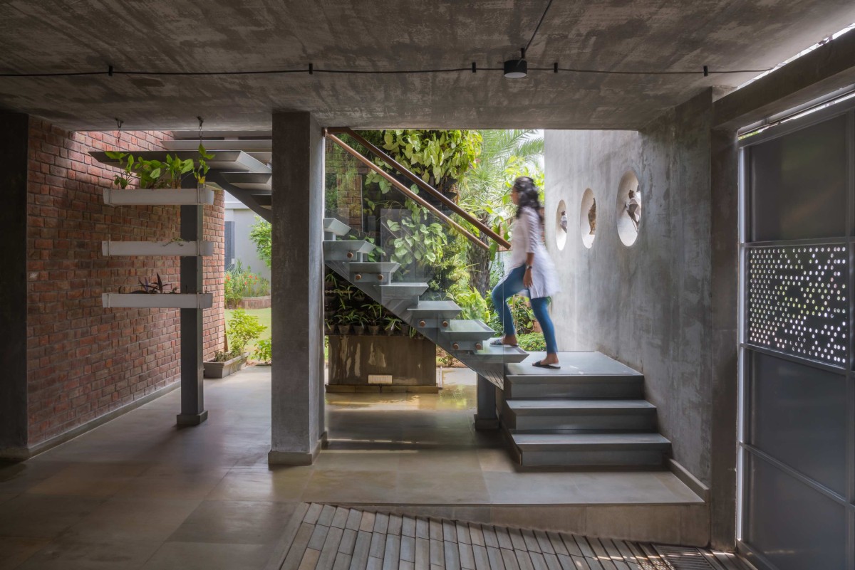 Parking of An Indian Abode by K.N. Associates