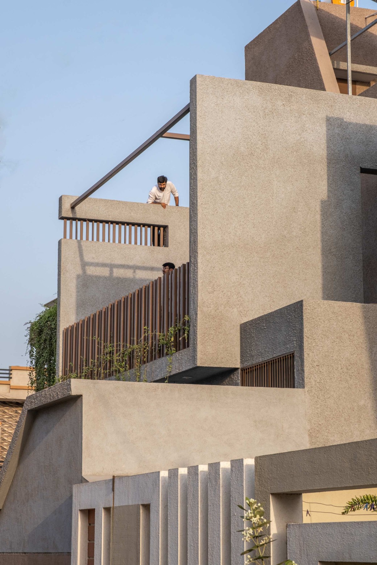 Interactive terrace view of House of Peeping Creepers by Studio What If