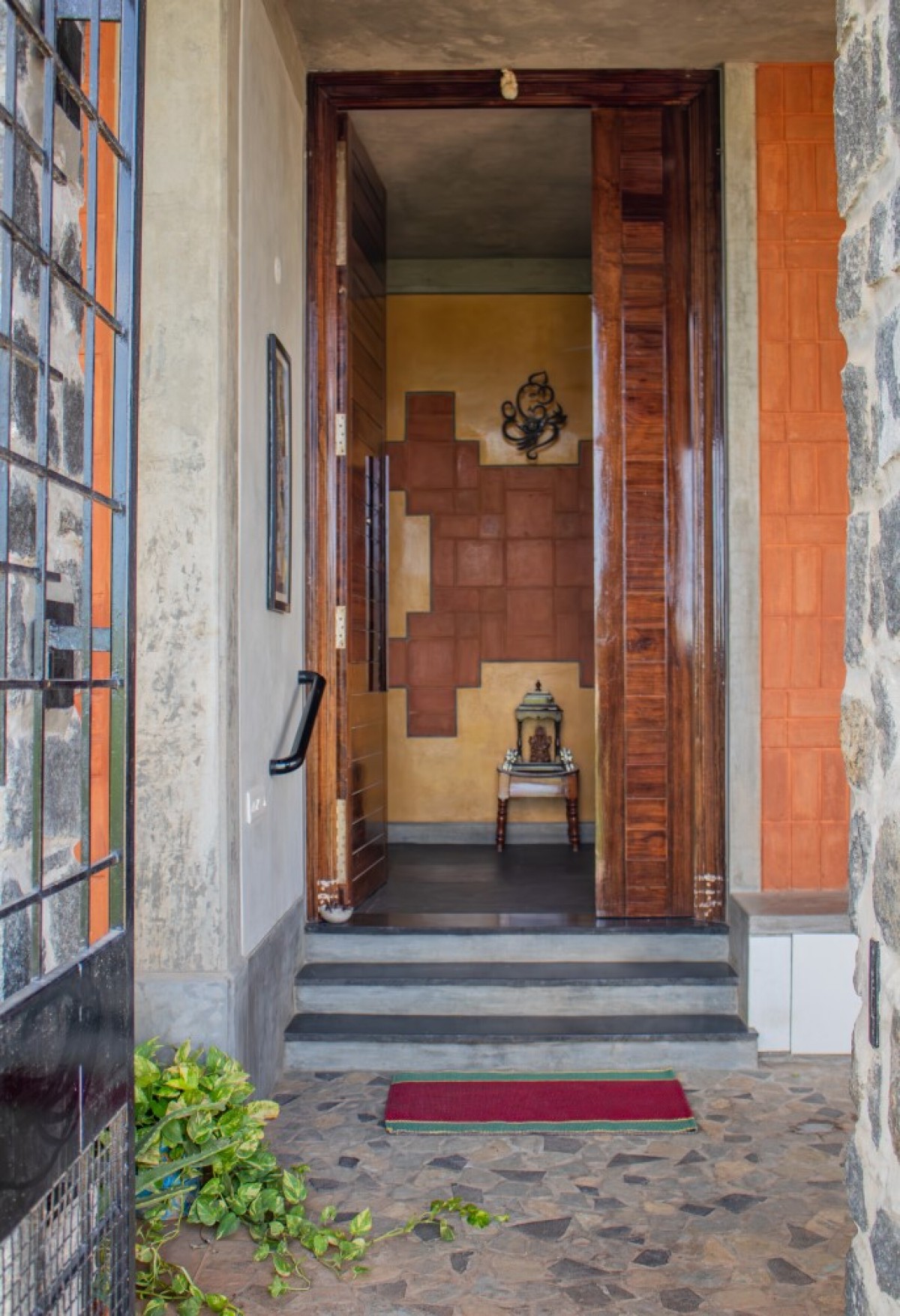 Entrance of Alamu Nilayam by RP Architects