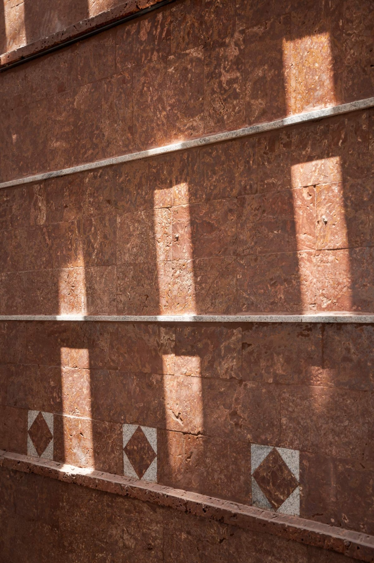 Detailed shot of wall of Brindavana Residence by Veerajshet Design Studio