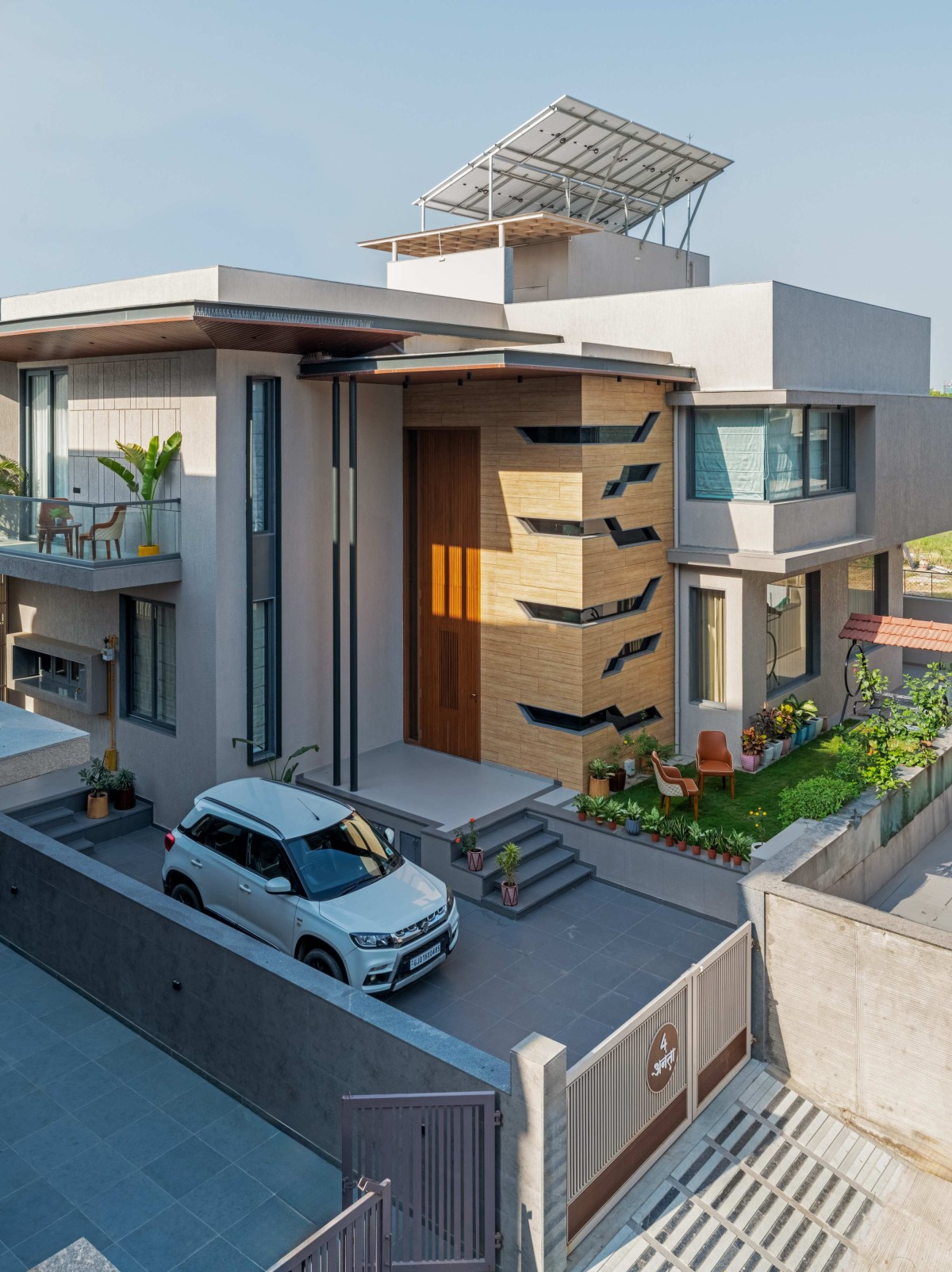 Exterior view of Ananta Bungalow by Kalajeet Architects