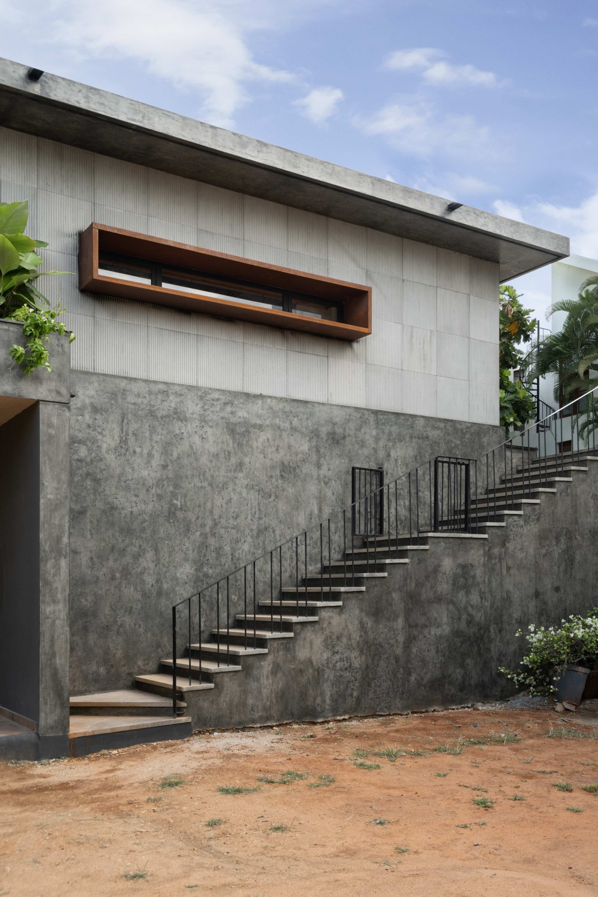 External Staircase of Sendhil Studio by EDOM Architecture