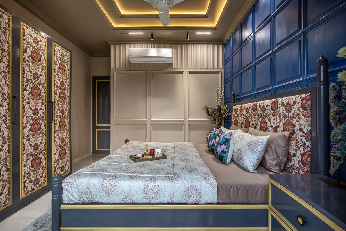 Guest Bedroom of Courtyard Trilogy by Design Studio Associates