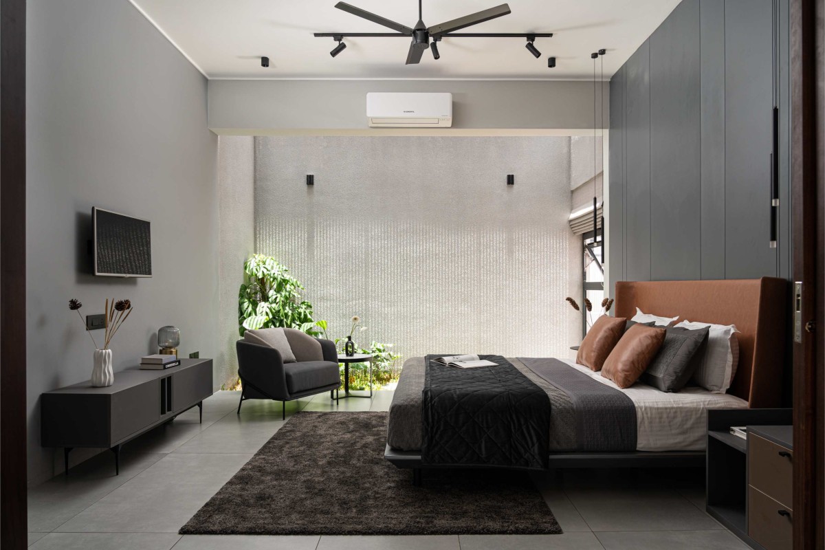 Bedroom 2 of Open Sky Residence by Muaz Rahman Architects