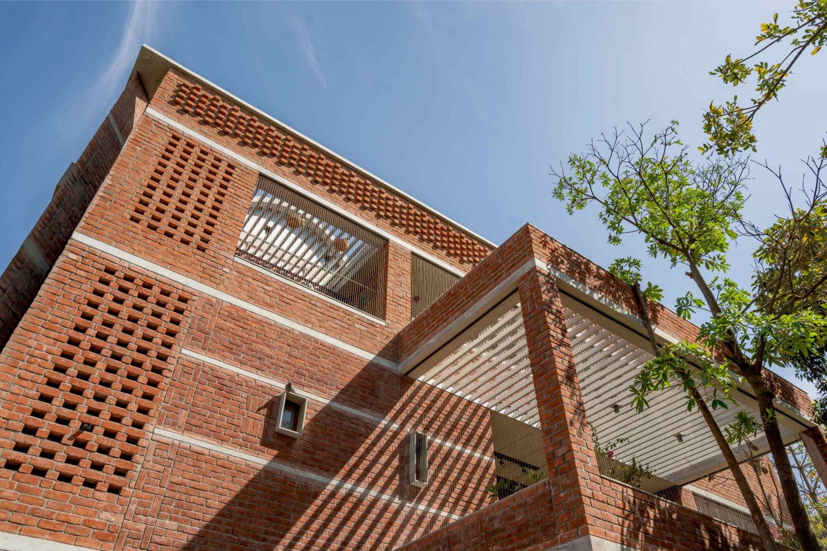 Exterior view of The Maze House by MISA Architects