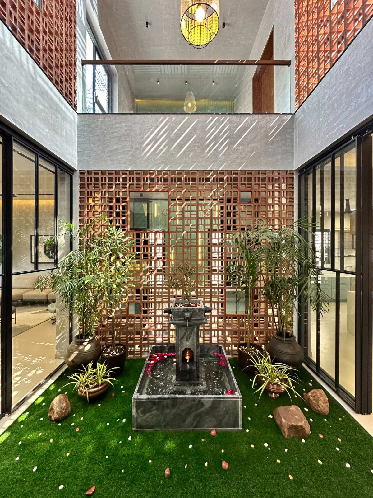 Courtyard of Krishna-Kunj by Saga Architects