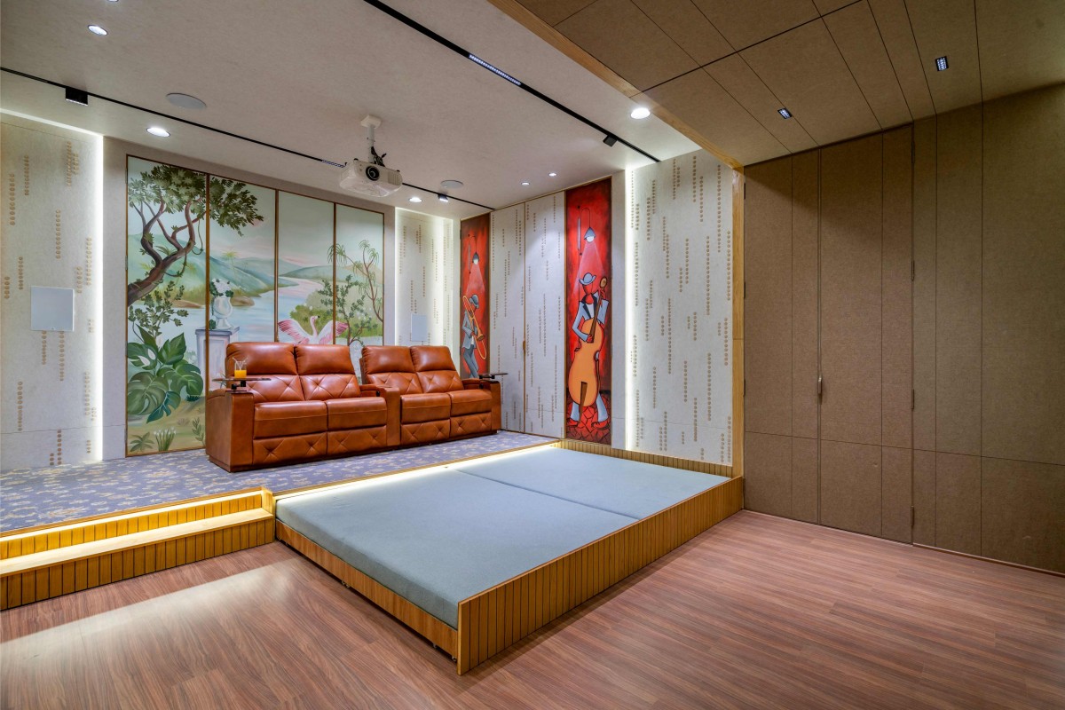 Home Theater of Bhavi by 9 Degree Design Studio