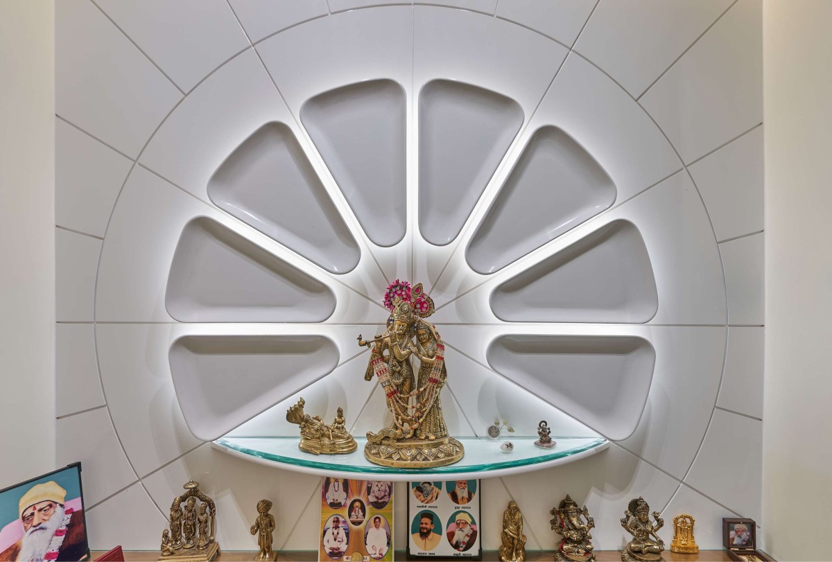 Pooja room of Nest by Era Architect & Associates