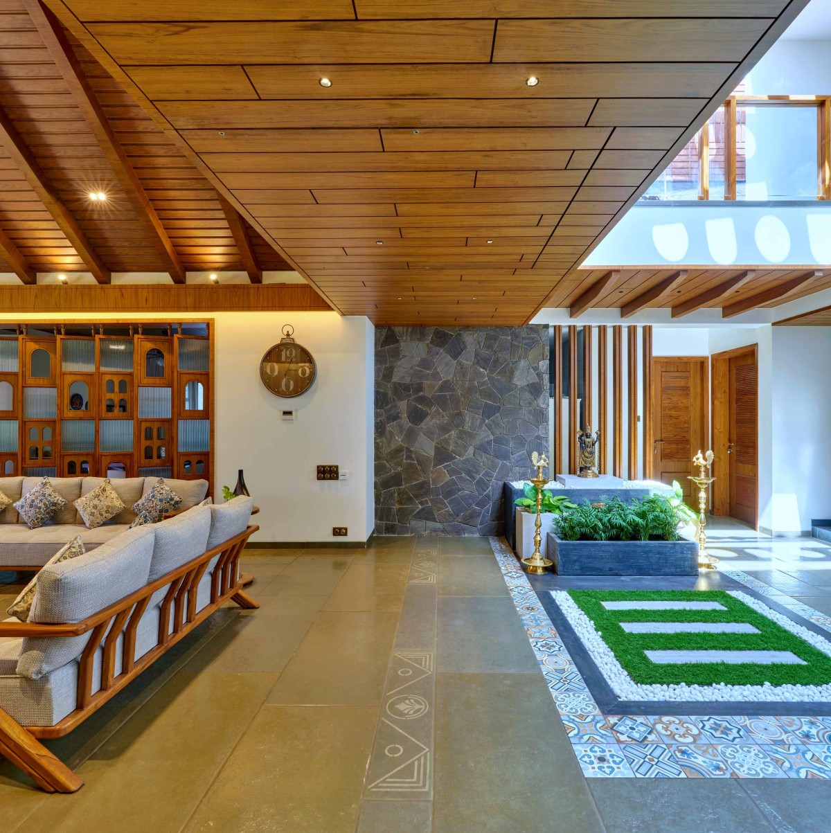 Living to Central Court of Anandi House by Abhay Pise & Associates