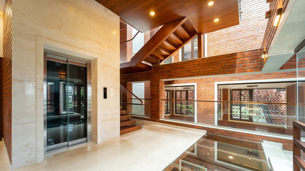 Lift Lobby of Vinod Residence by Murali Architects