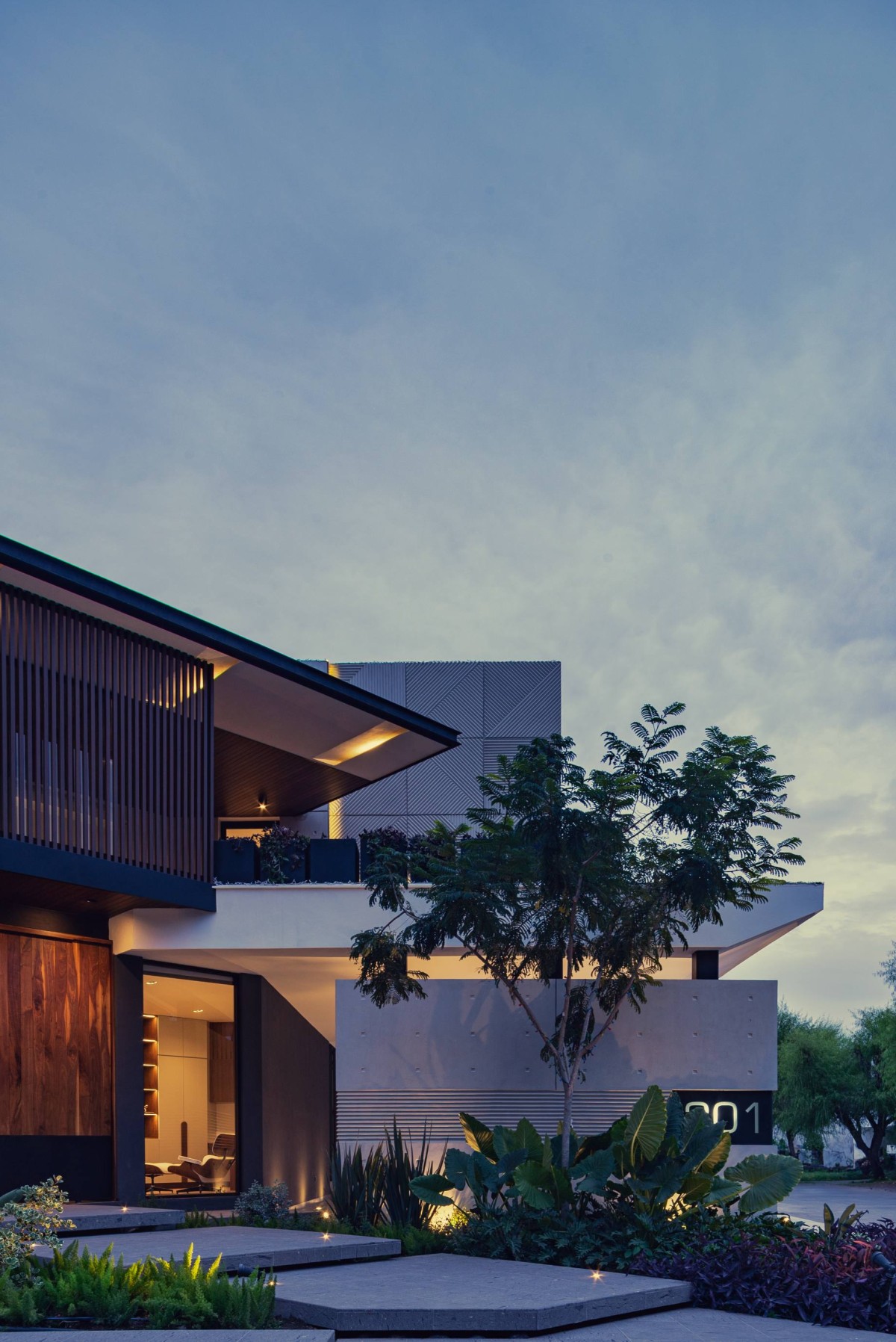 Dusk light exterior view of Harmonie by Edgar Fuentes Arquitectura