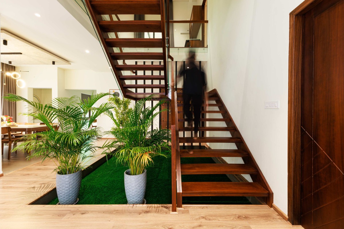 Staircase of The Samaa’ Residence by En haut Architects