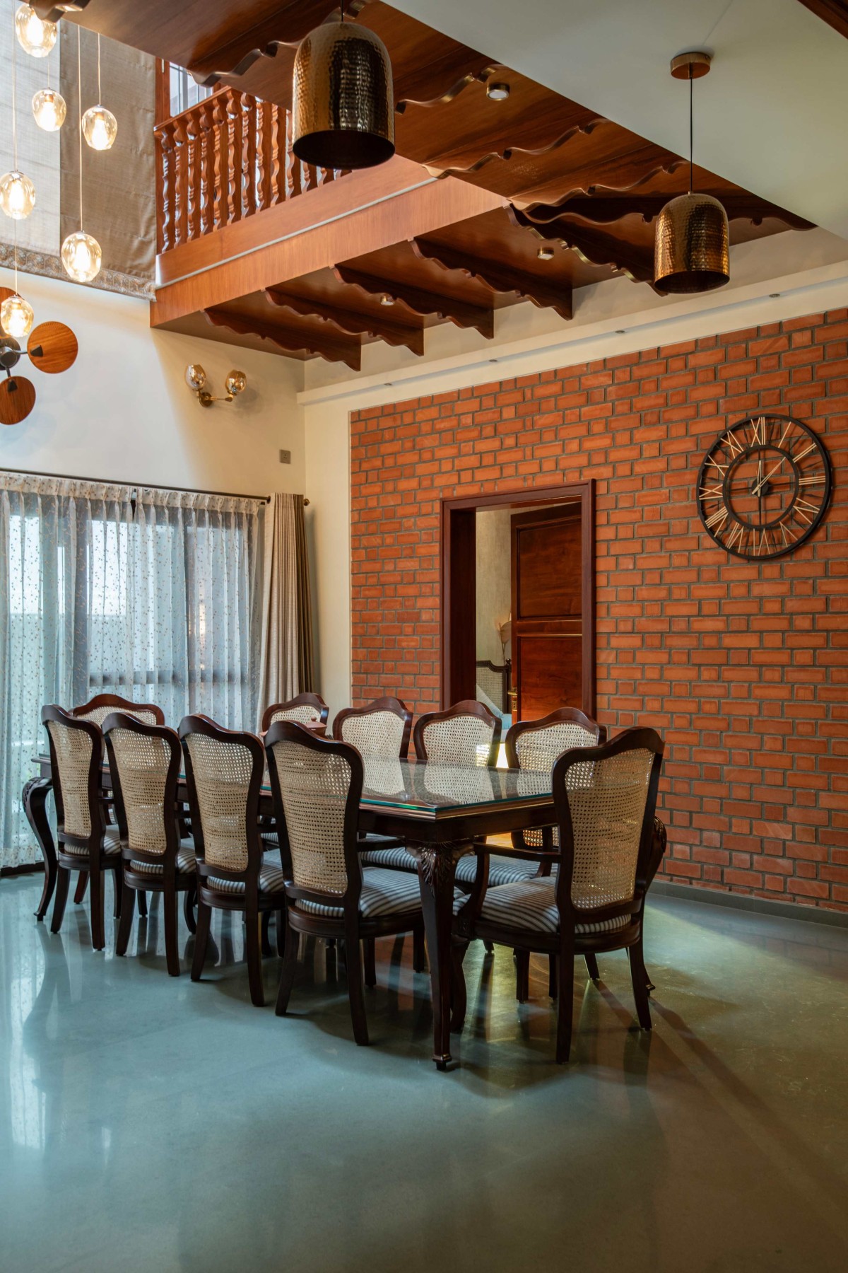 Dining of Thannal by Montimers Architects & Interior Designers