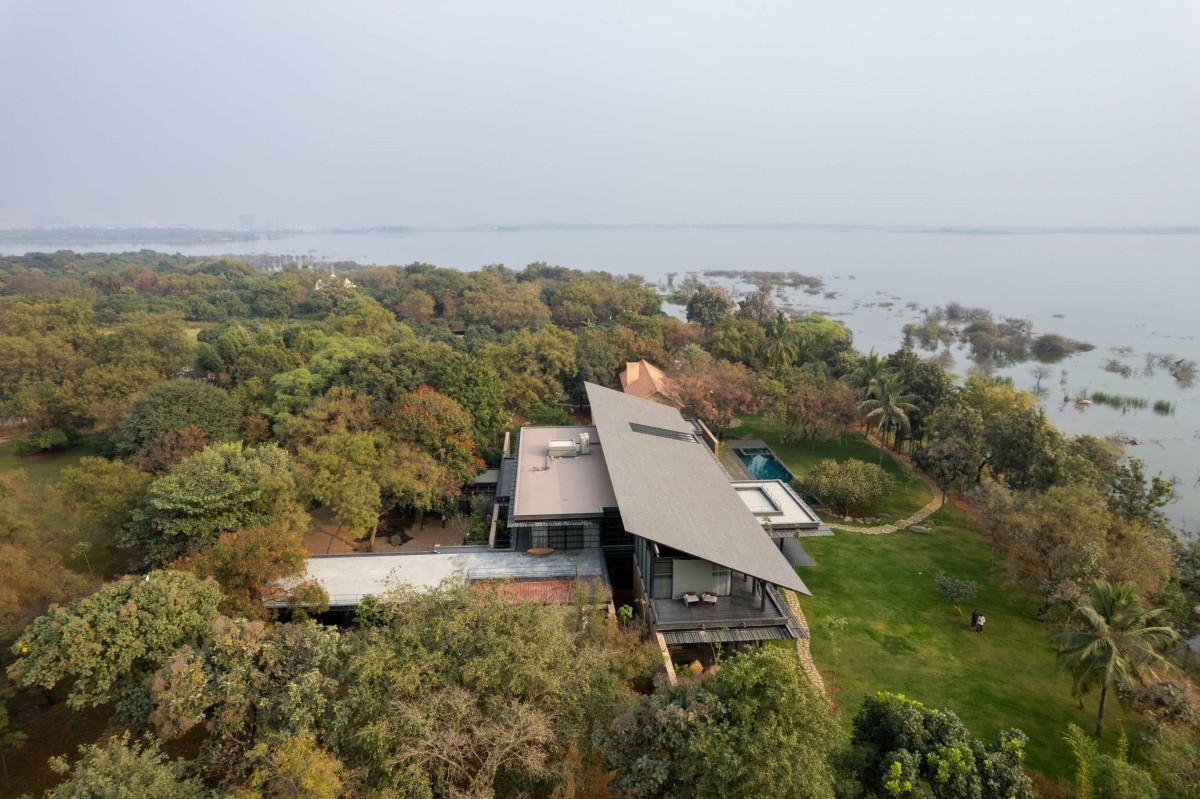 Aerial view of Lake Shore House by SPASM Design Architects