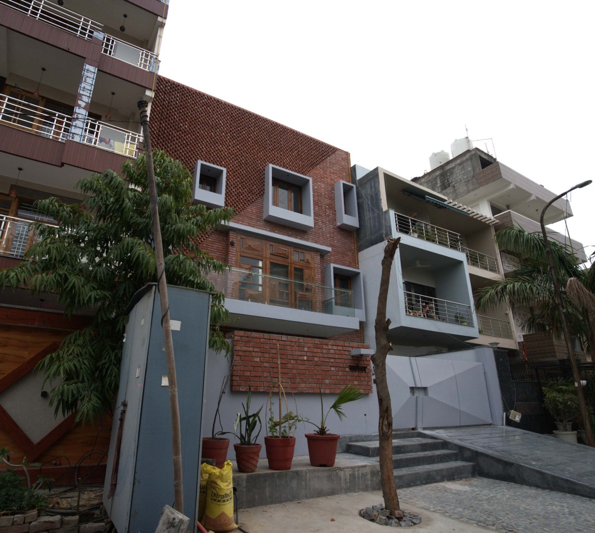 Exterior view of The Box House by OM Architects