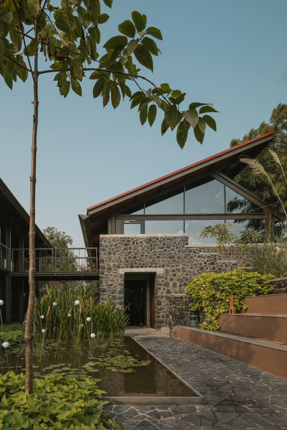 Exterior view of Oasis Studio by Studio Saransh