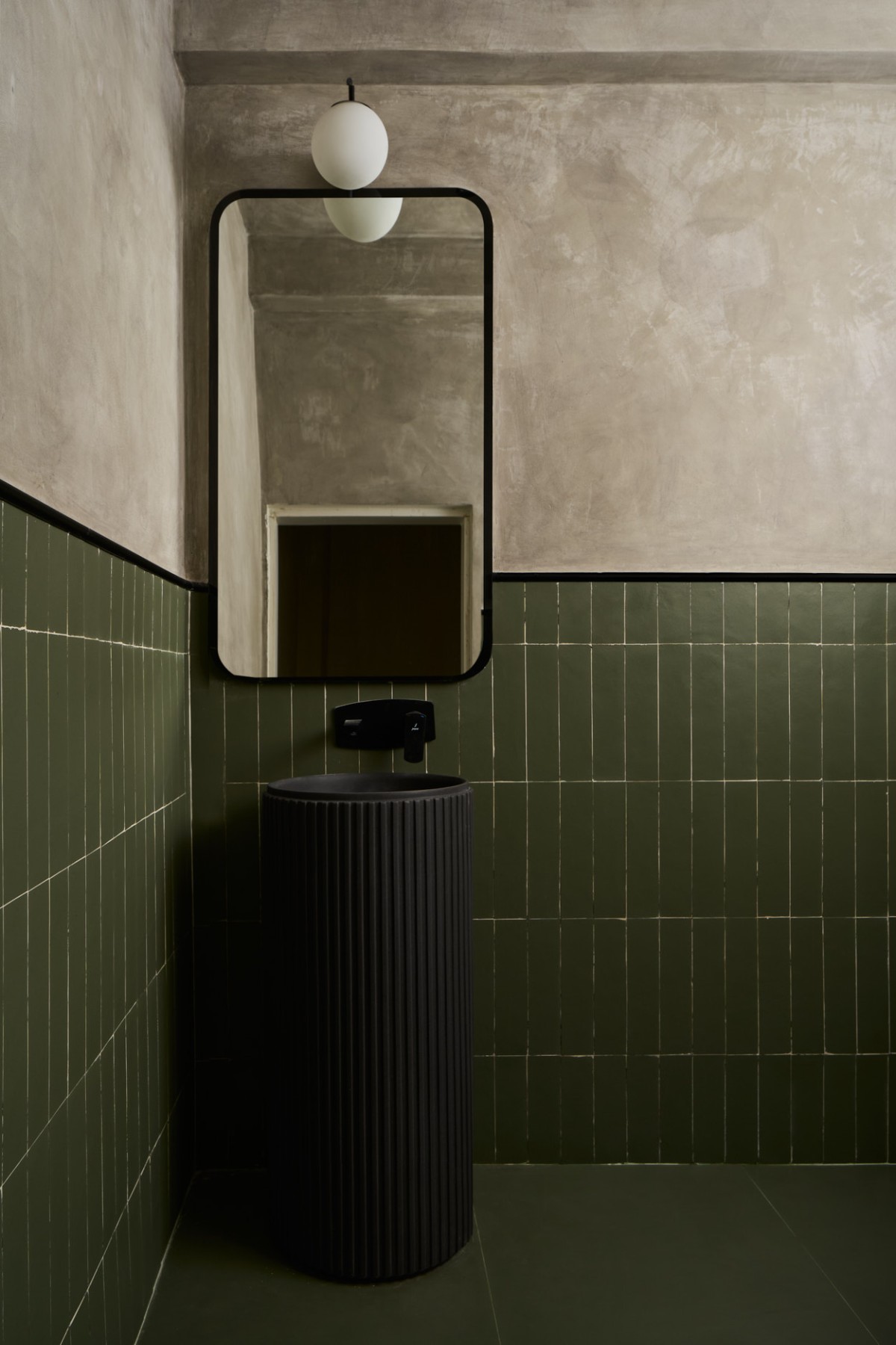 Toilet of The Kanpur Oasis by Studio KNest