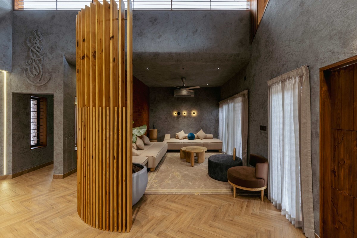 The curved battens reflects the privacy to the surroundings