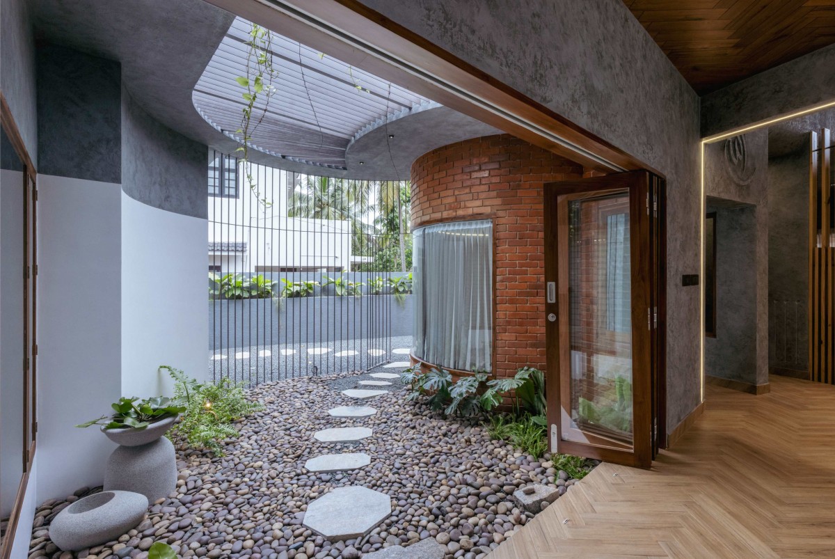 Courtyard of Crest by Is Design Spot