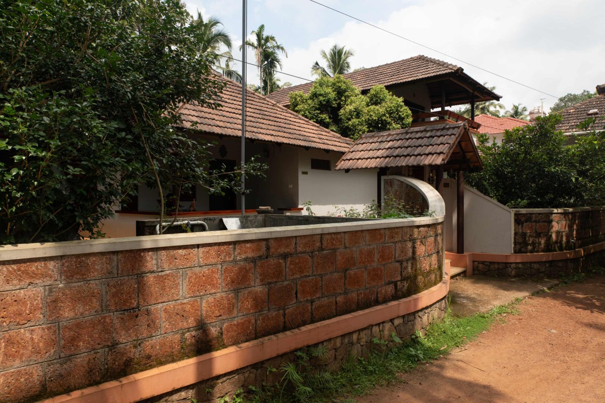 Exterior view of Kaloor Residence by VSP Architects