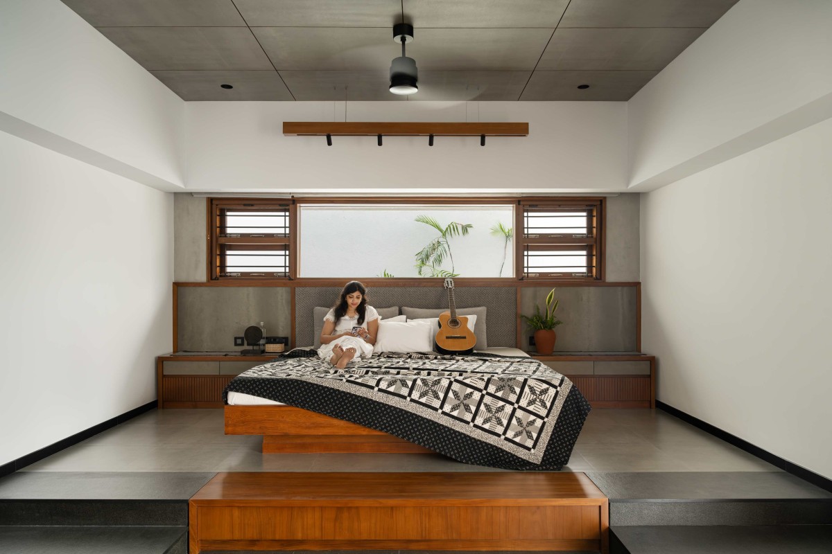 Bedroom of Thamarai by EDOM Architecture