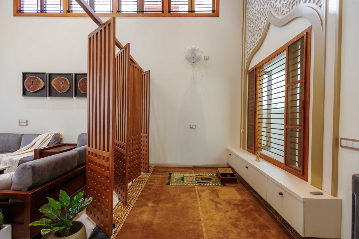 Prayer area of Neha's Residence by Hestia DS LLP