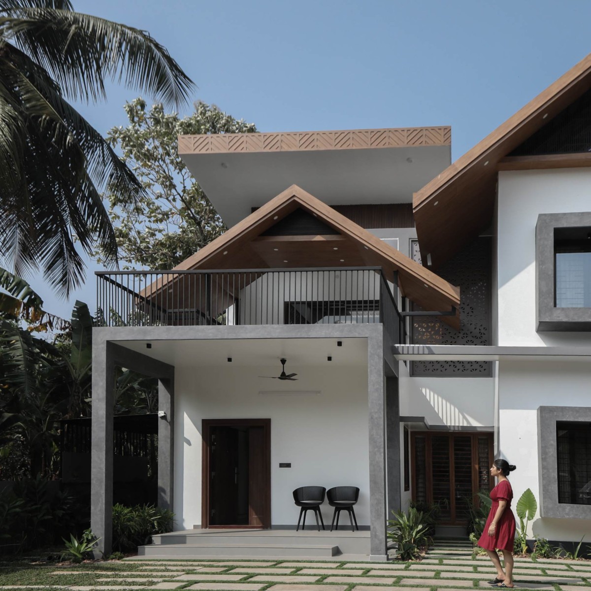 Exterior view of The Silhouette House by Hatch n’ Thatch Design Studio