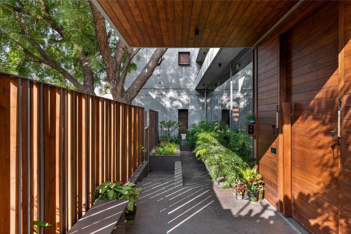 Entry Porch of The House by the Farm by Modo Designs