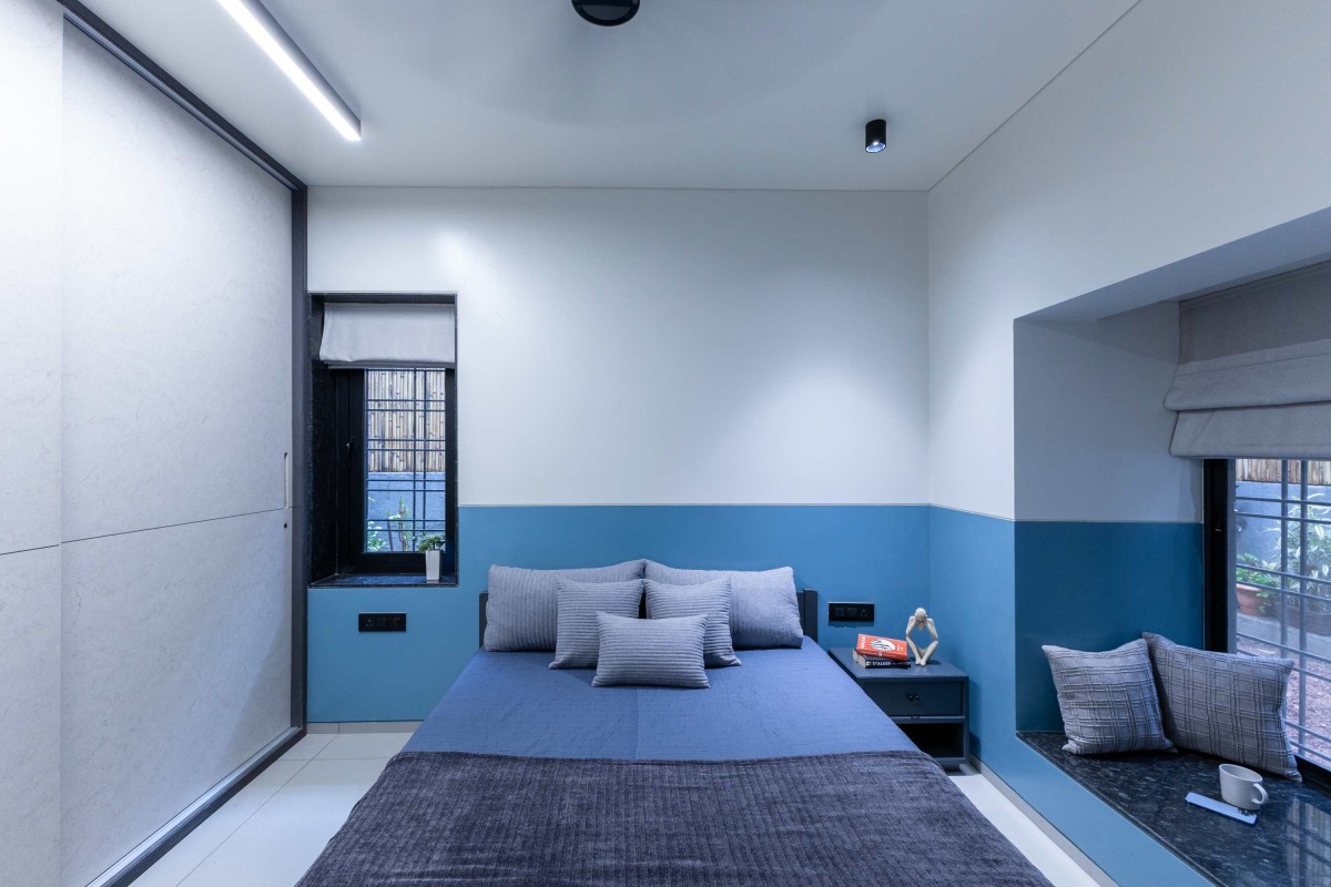 Servant Bedroom of Steel Haven by Lahoti and Associates