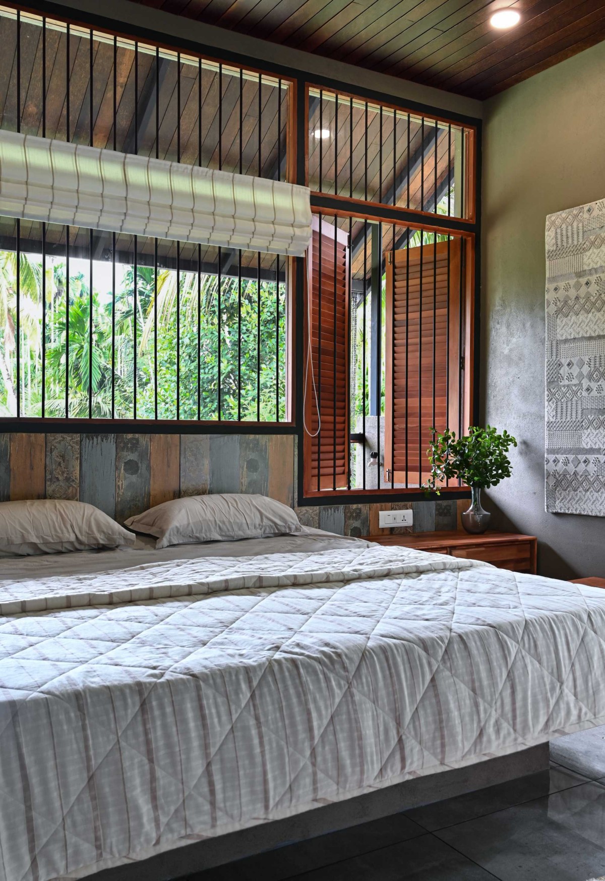 Bedroom of Mizhi by Yuuga Designs