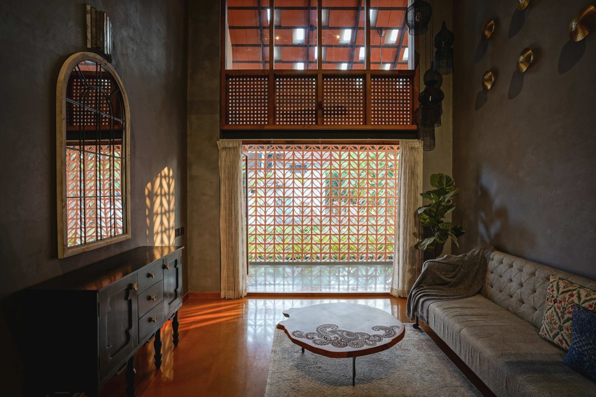 Contemporary living of Swasti by Deearth Architects
