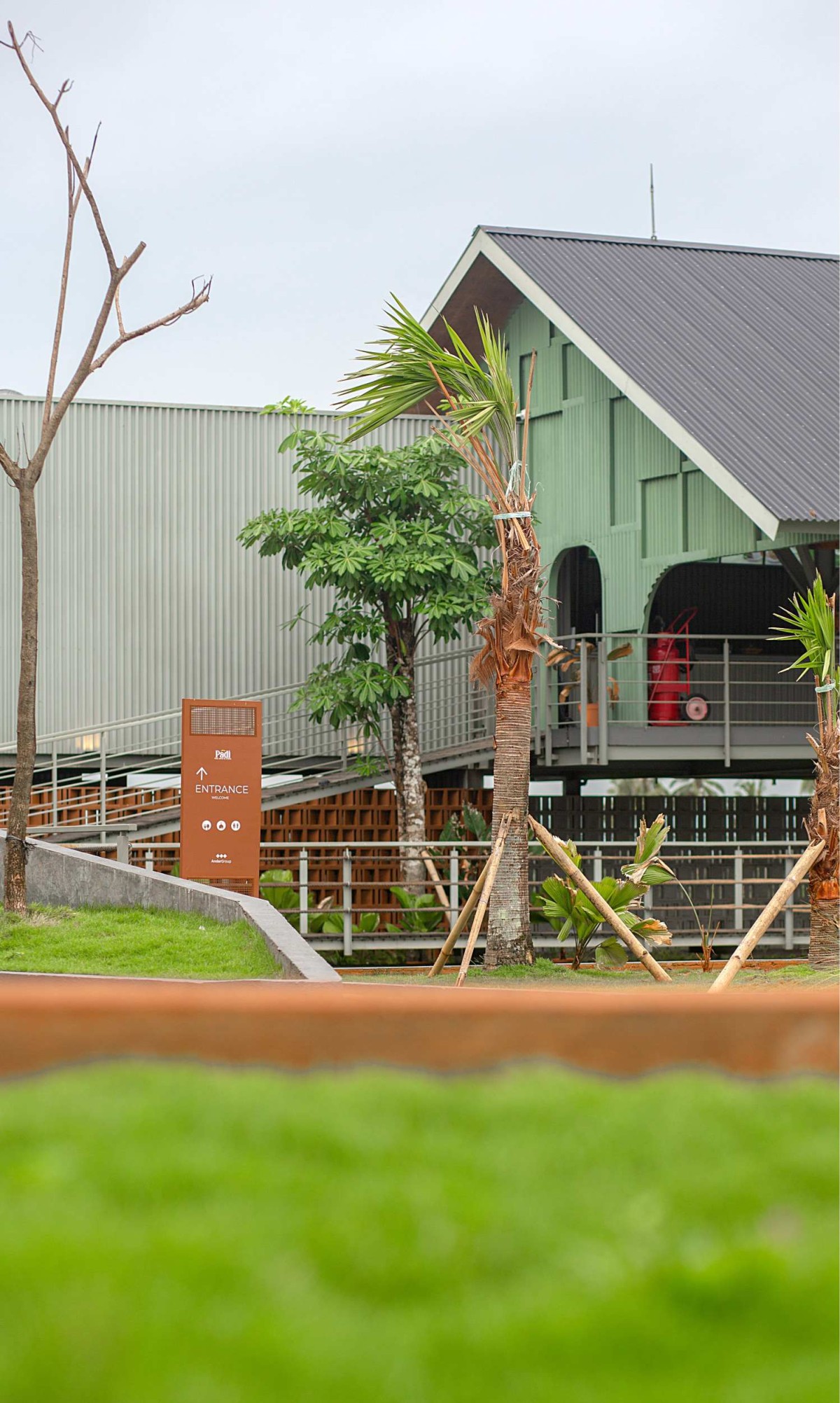 Exterior view of PADI Rest Area by MIV Architects