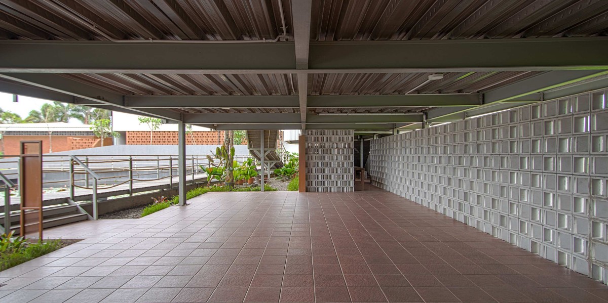 Corridor of PADI Rest Area by MIV Architects