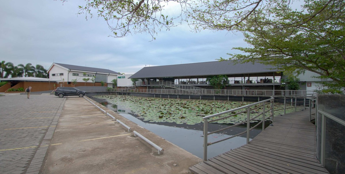 View from parking area of PADI Rest Area by MIV Architects