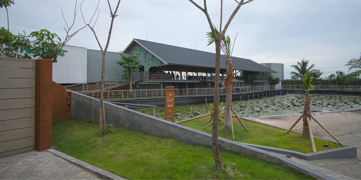 Exterior view of PADI Rest Area by MIV Architects