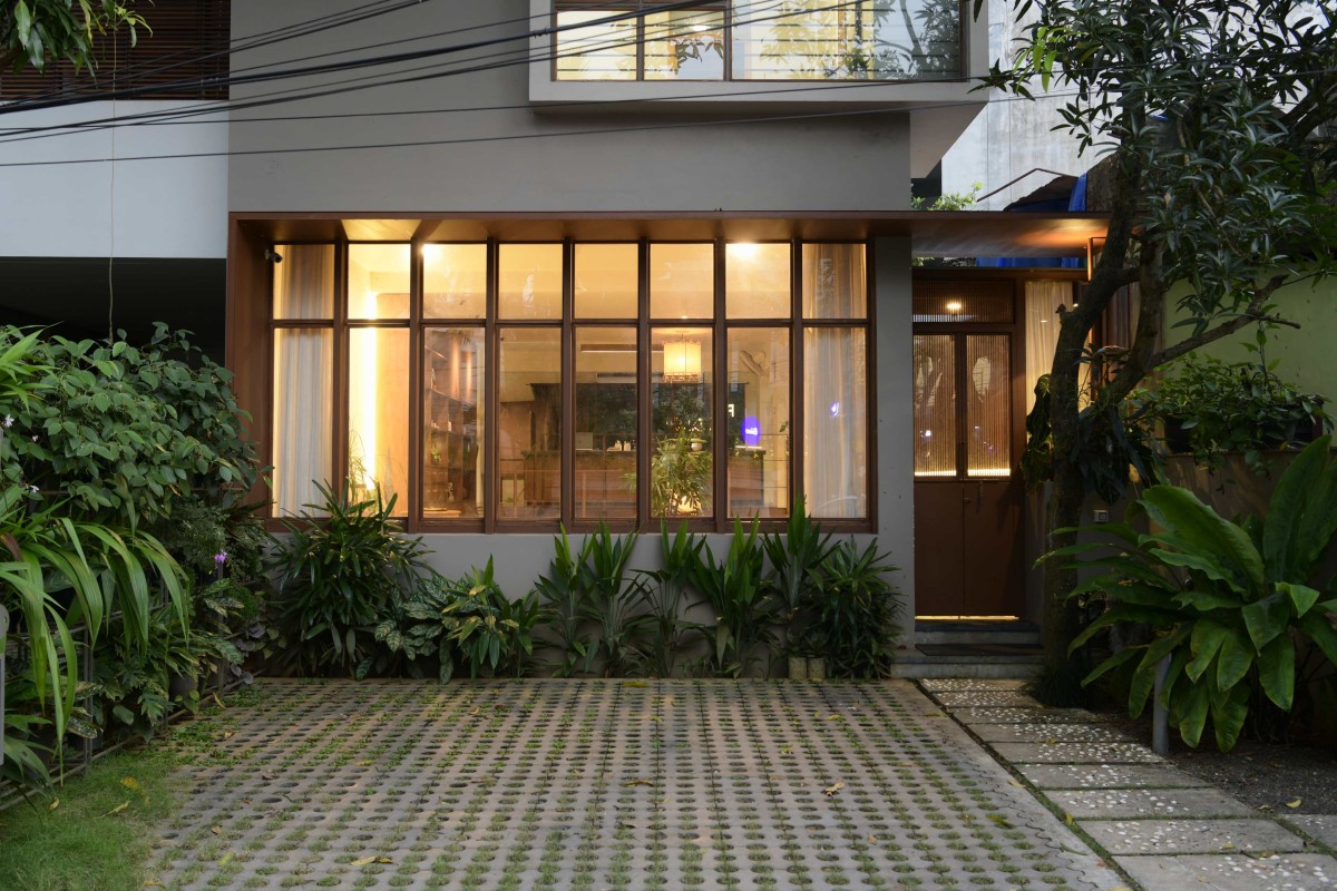 Exterior view of Common Ground Studio by Common Ground Architecture