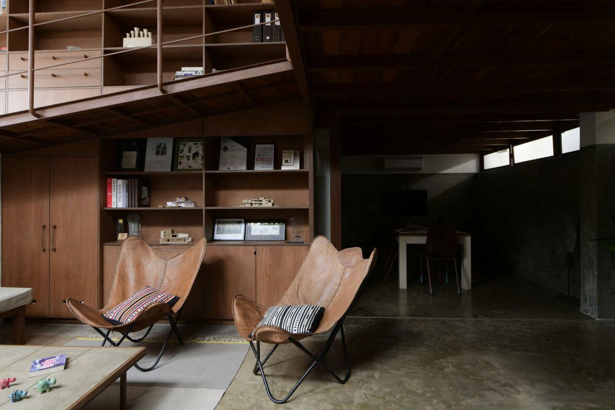 Informal gathering space of Common Ground Studio by Common Ground Architecture