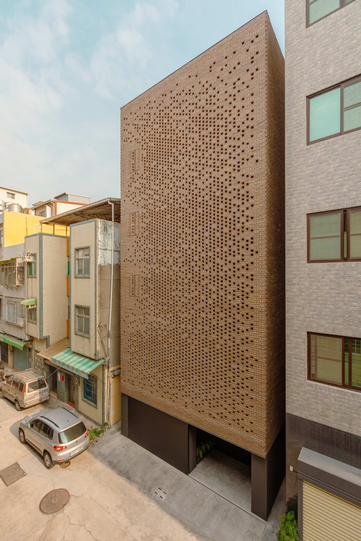 Exterior view of The Veil House by Paperfarm Inc