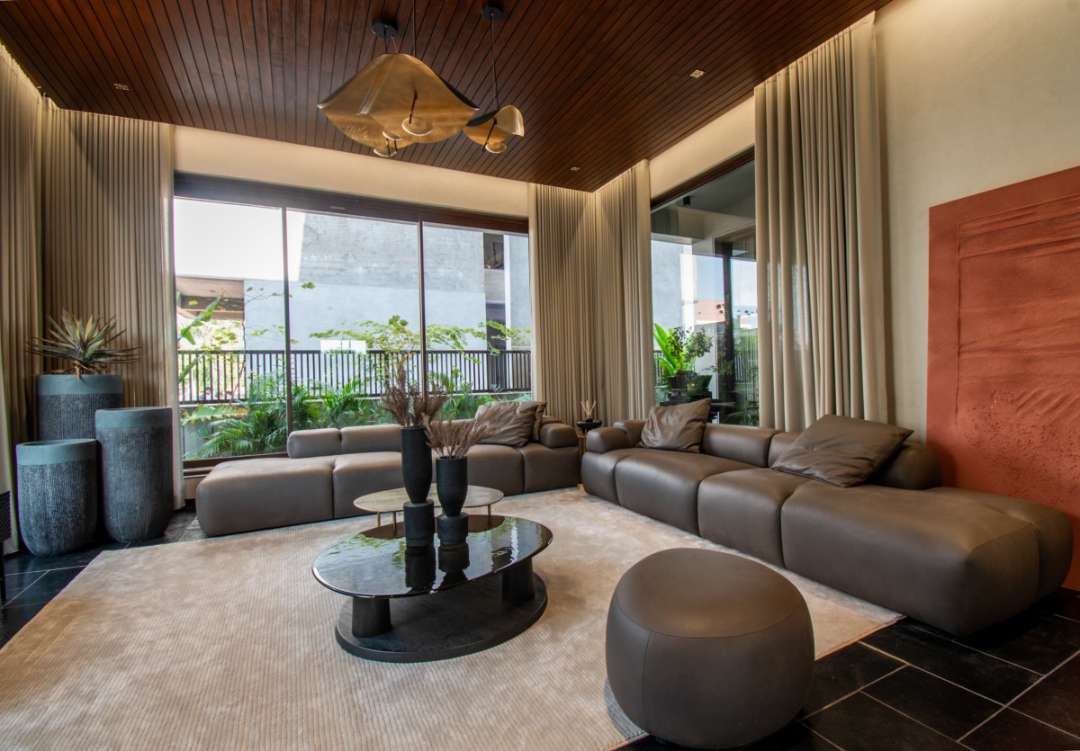 Formal living room of J.P. House by Utsav Patel Architects