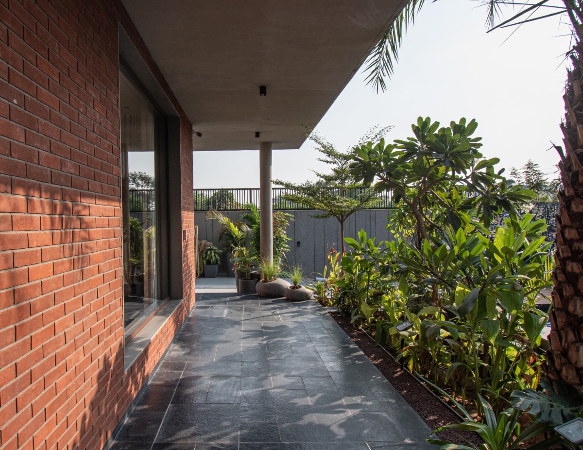 External lobby of J.P. House by Utsav Patel Architects