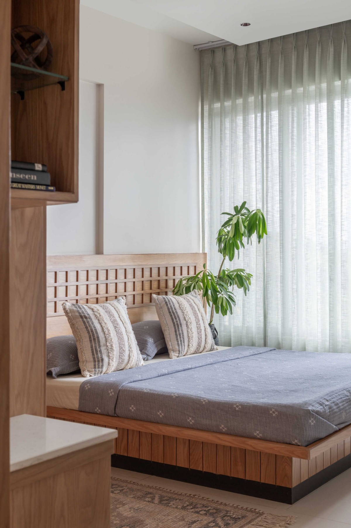 Guest Bedroom of The Sadak_212 by Studio Gasp