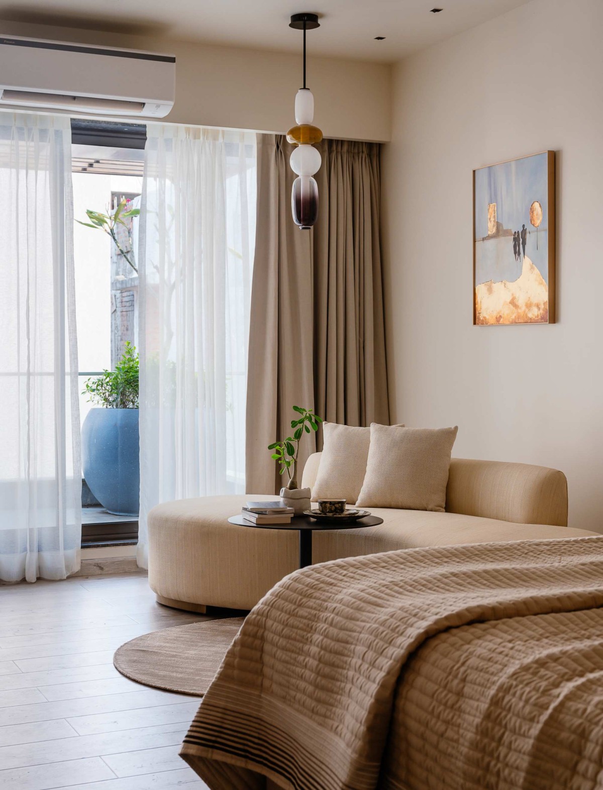 First Floor Master Bedroom of Swarnabhoomi Villa by Art of Space