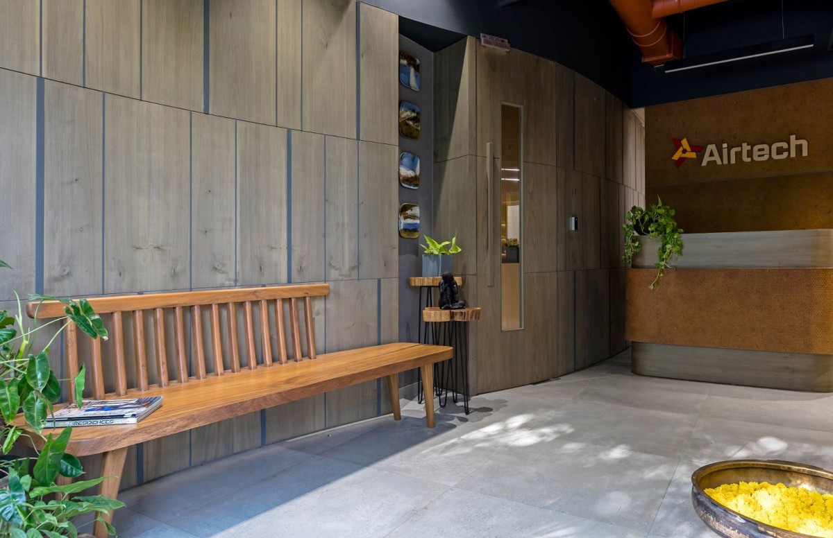 The Curved Wall by Studio Infinity | Curved-Wall Fluid Interior ...